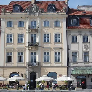 Goscinne Dom Literatury 3*, Warsaw Poland